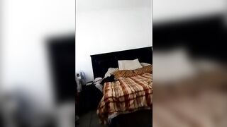 Elle s'apprête à m'accueillir