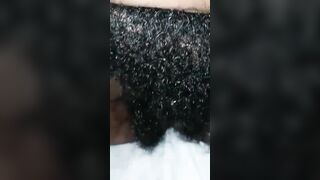 Arkia avec une bonne chatte poilue