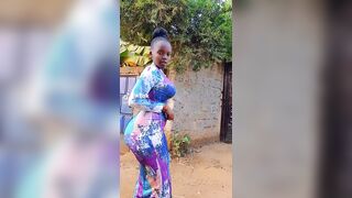 Ma sœur manipuler sa fesses