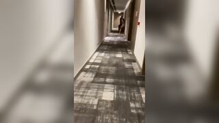 Mr chinois m'a inviter à l'hôtel et refuser de me payer