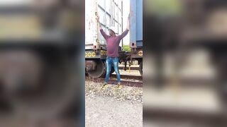 Ils osent faire l'amour en gare