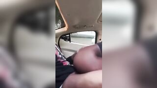 Dans la voiture