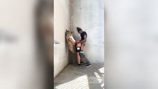 Il baise son ex dans maison inachevvee
