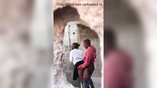 teen_baisee_dur_saint_georges_de_kinshasa