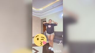 Une célèbre tîtokeuse