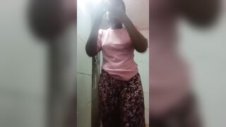 Unsatisfied bhabhi masturbate in the bathroom