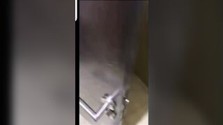 Une Pute dans un hôtel avec son client