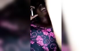 Baise dans la voiture