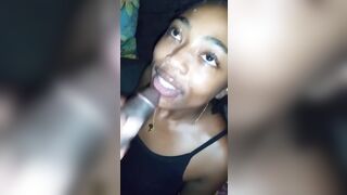 Elle suce très bien 2