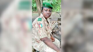 Femme mariée militaire part 3