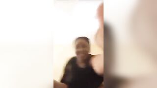 Soulaka mousso fait une vidéo pour son copain