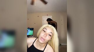 2 pute twerk