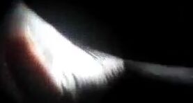 Gafou montre sa belle chatte