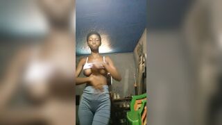 Kadiatou Kouyaté pute guinéenne elle fait tout