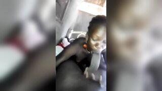 Elle adore me suicer et chevaucher