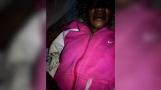 Femme marié peulh montre sa chatte