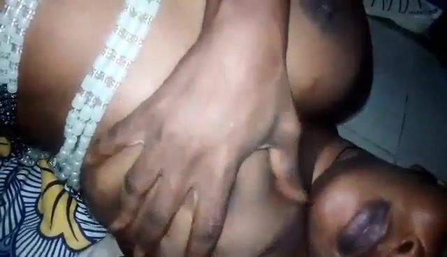 Joli seins excitant part1