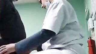 Deux infirmière Arabes baise
