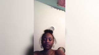 Coucou mes loulous je suis excité