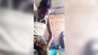 Shaving pussy clito