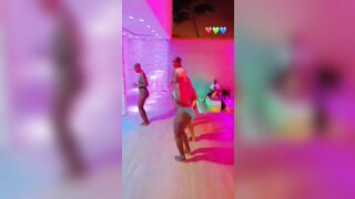 Pince au piscine