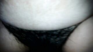 MON AMI M,ENVOIE COMMENT IL BAISE SA FEMME EMILIE