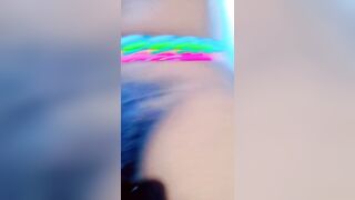 ELLE CRIE AIEEE ET JE BAISE
