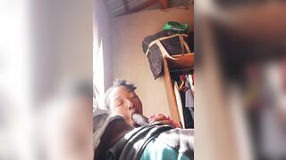 Il atteint l'orgasme par ma bouche 4