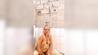 Olivia bathing for me