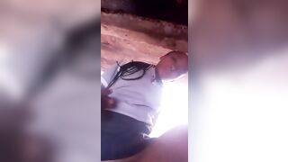 Sextape élèves dans la forêt