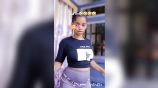 La mefiante avec sa chatte