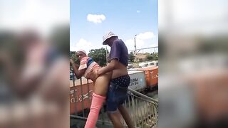 Baise en plein air un coup rapide