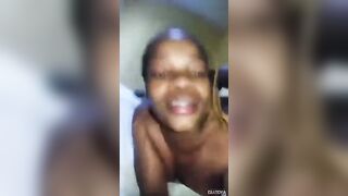 L oncle baise sa nièce à l absence des parents