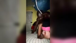 Cousin et cousine  prend beau temps