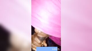 Une fille voilée pute