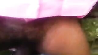 Baise dure dans la forêt