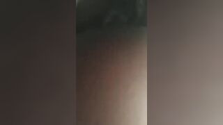 Une BAWALAN et un mec avec un gros bite