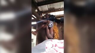 Elle peut pas encaisser sa bite dur.