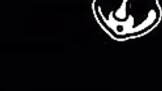 Belle petite se faisant baiser