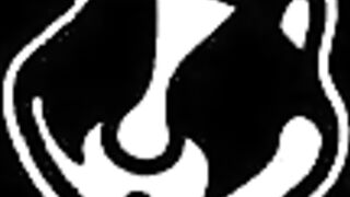 Une femme au foyer se fait baiser sauvagement