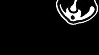 Belle-soeur surprise en train de se masturber puis baiser violemment