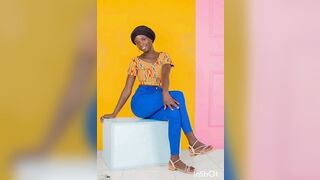 La petite Georgette suces son mec