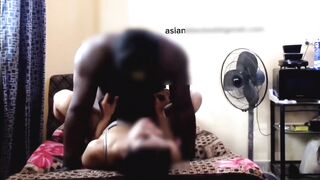 Date Tinder nigérian avec Indienne mannequin ultra-sexy