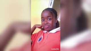 La jeune jénnie se fait baiser par son mec