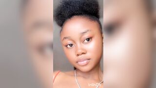 Elle se fait baiser par un touriste