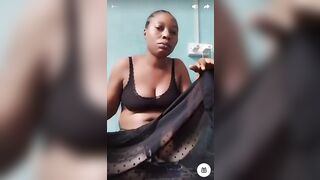 Nigerian woman making money online