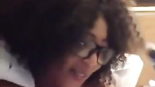 VENDEUSE DE SEX GODE