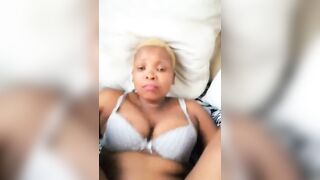 Elle adore