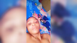 Bouteille dans la chatte part 2