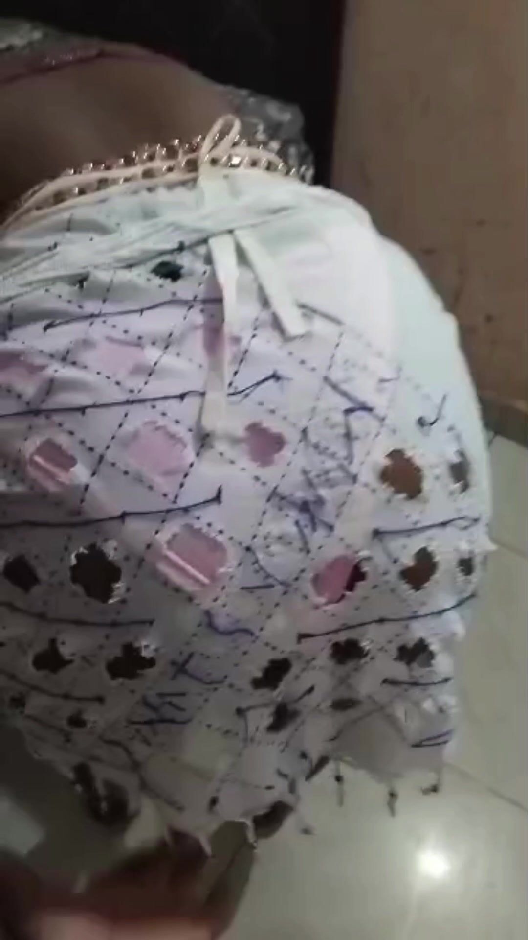 Une sonike mariée Malienne trompe son mari avec le petit frère de son mari partie 1